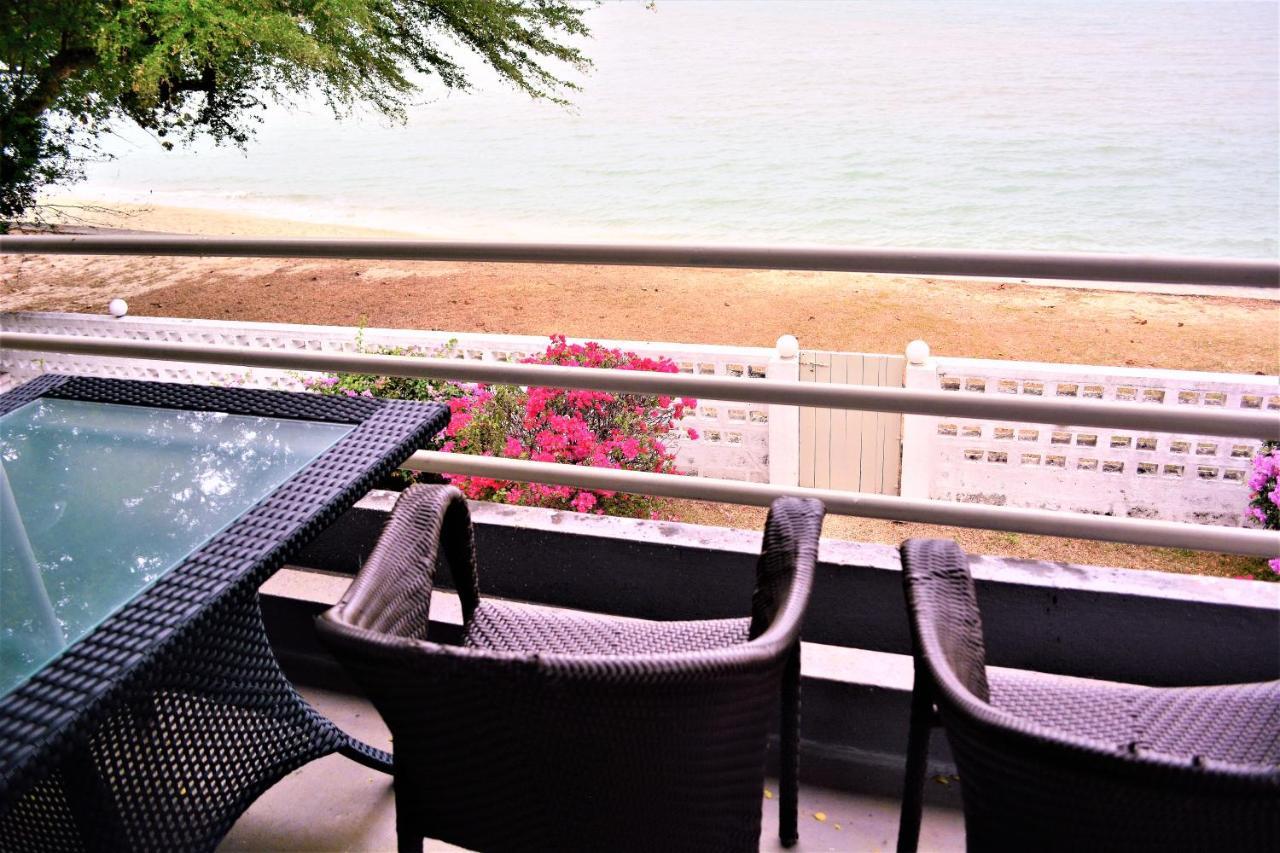 G&T'S Beach Front Villa Tanjung Bungah  Zewnętrze zdjęcie
