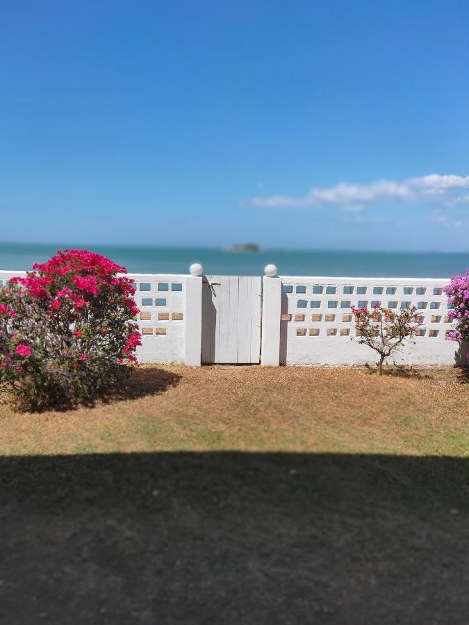 G&T'S Beach Front Villa Tanjung Bungah  Zewnętrze zdjęcie